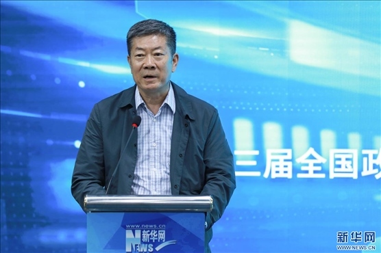 中國版權(quán)協(xié)會理事長、第十三屆全國政協(xié)文化文史和學習委員會副主任、新聞出版總署原副署長、國家版權(quán)局原副局長閻曉宏現(xiàn)場致辭