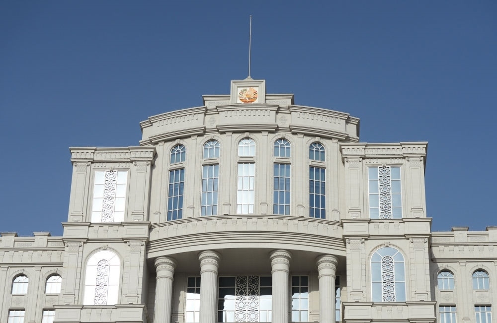 這是在杜尚別拍攝的塔吉克斯坦政府大樓。