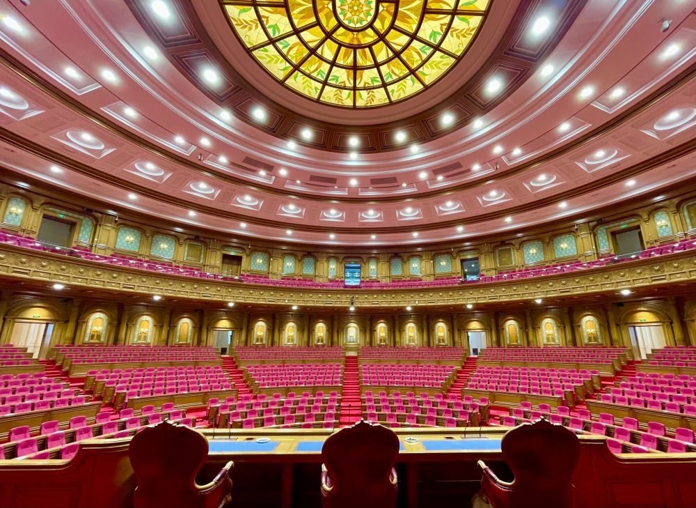 這是在杜尚別拍攝的塔吉克斯坦議會(huì)大樓內(nèi)景。