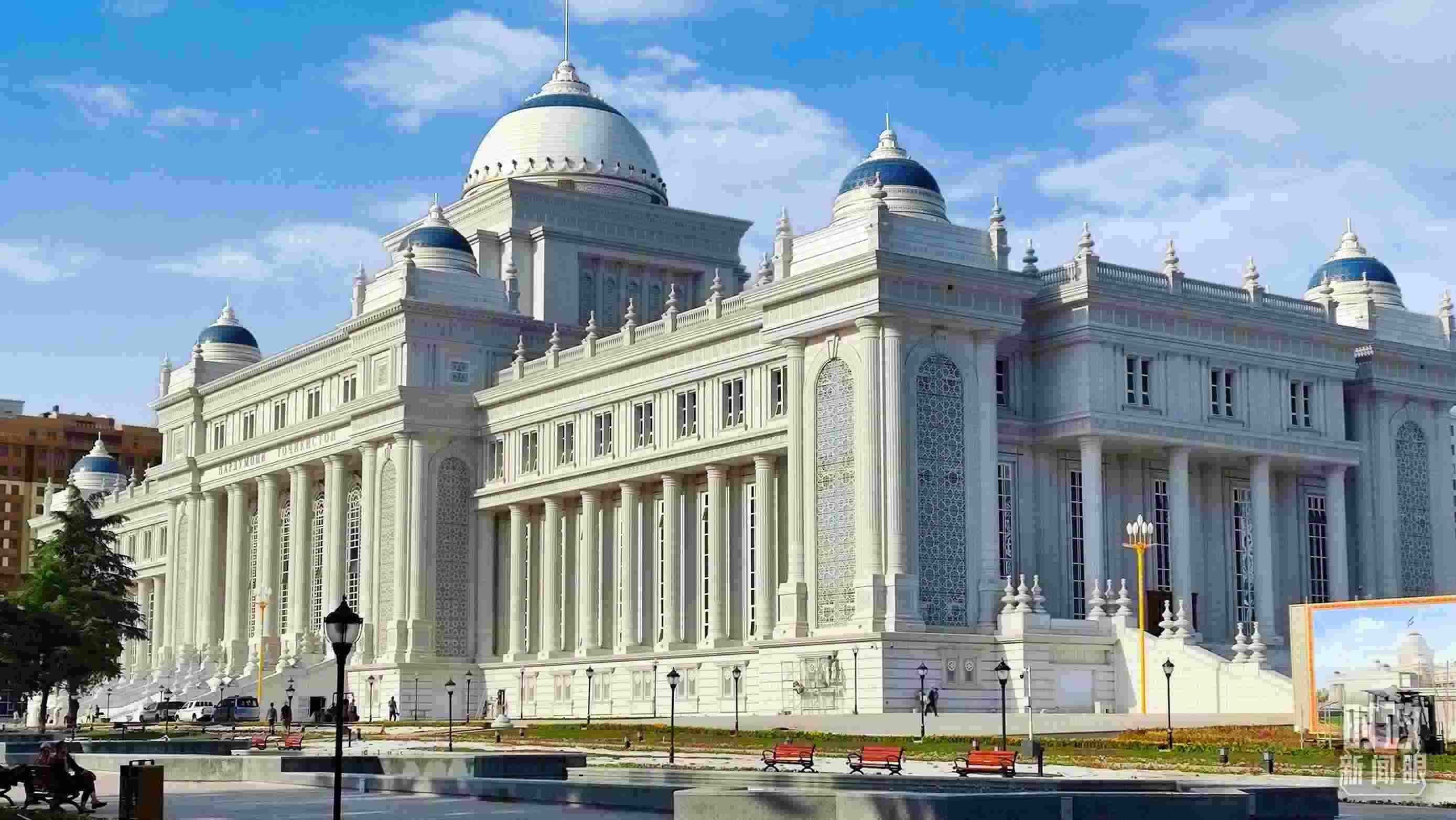 △中方援建塔議會(huì)大樓。（總臺(tái)記者員志軍拍攝）