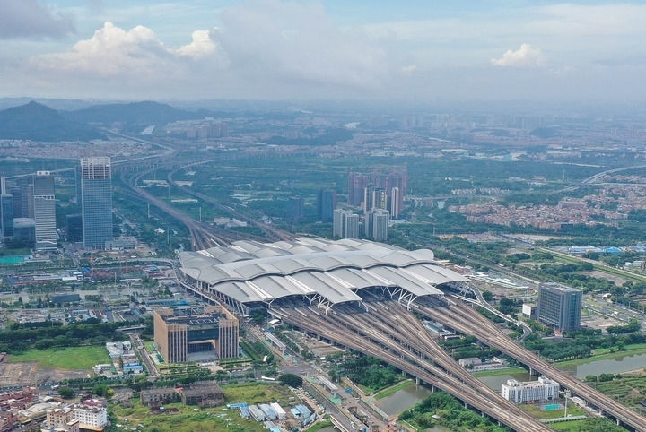 這是2024年6月23日拍攝的廣州南站（無人機照片）。新華社記者 劉大偉 攝