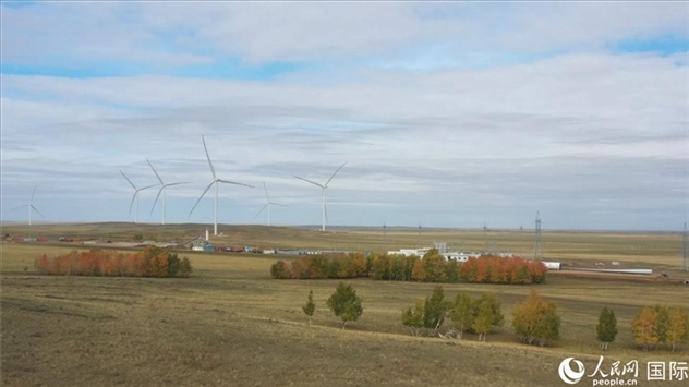 阿克莫拉風(fēng)電項目群位于哈薩克斯坦北部阿克莫拉州地區(qū)，距離首都阿斯塔納50公里。 人民網(wǎng)記者 葛泰佚攝