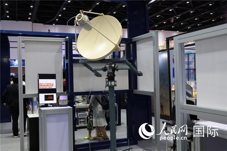 泰國衛(wèi)星設(shè)備。人民網(wǎng)記者 簡承淵攝