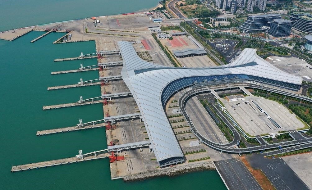 這是已經(jīng)停航的海口新海港（9月4日攝，無人機(jī)照片）。新華社記者 郭程 攝