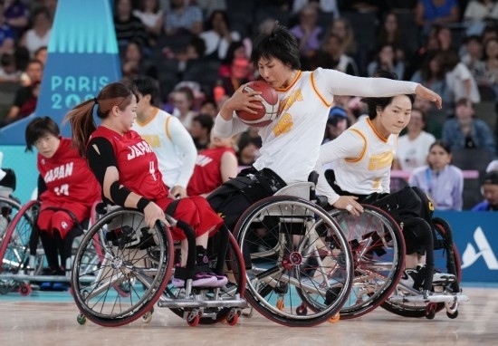 巴黎殘奧會｜“撞車、摔倒，我們都習慣了”