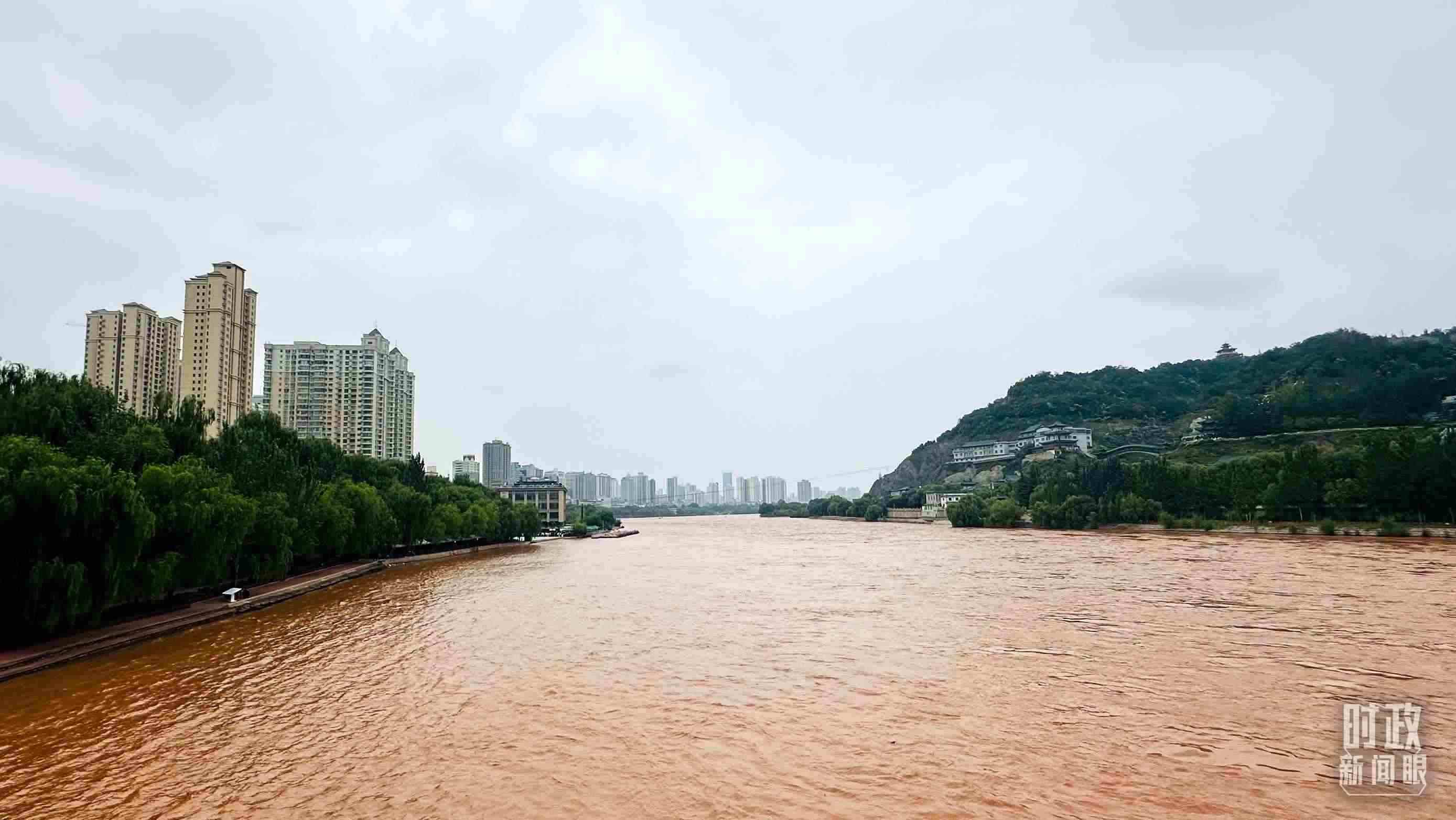 △黃河蘭州段。（總臺(tái)央視記者范一鳴拍攝）