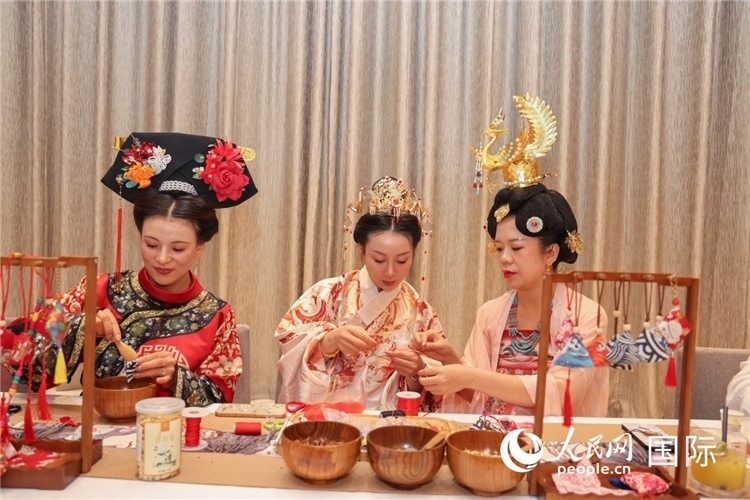 中國傳統(tǒng)文化展示。人民網(wǎng)記者任皓宇攝