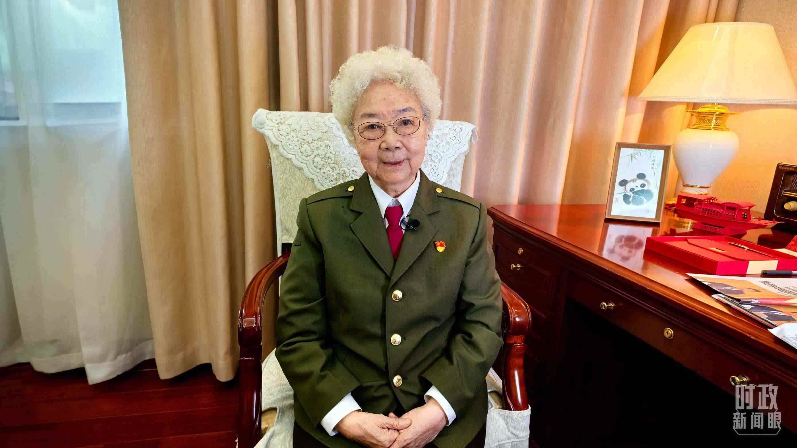 “人民藝術(shù)家”國家榮譽(yù)稱號獲得者田華。（總臺央視記者史偉拍攝）