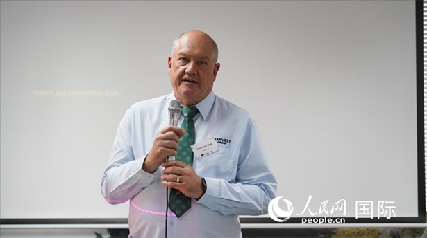 碩豐集團(tuán)市場(chǎng)總監(jiān)迪恩·范·維克發(fā)言。人民網(wǎng) 張茜攝