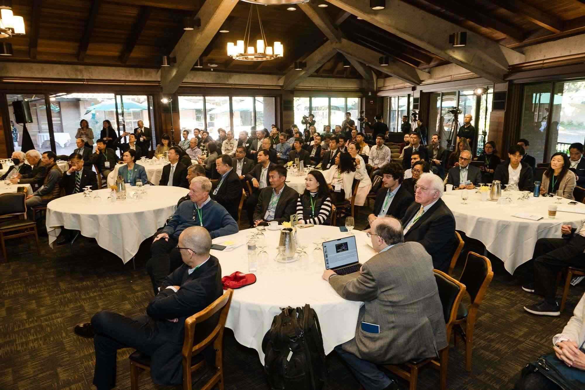 峰會現(xiàn)場。馮超攝