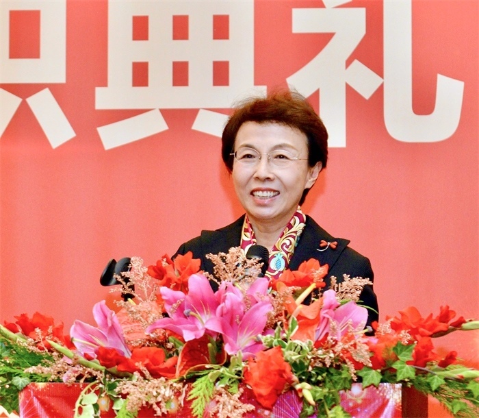 中國僑聯副主席程紅出席比利時浙江籍僑團聯盟第二屆主席團就職典禮并致辭。比利時浙江籍僑團聯盟供圖