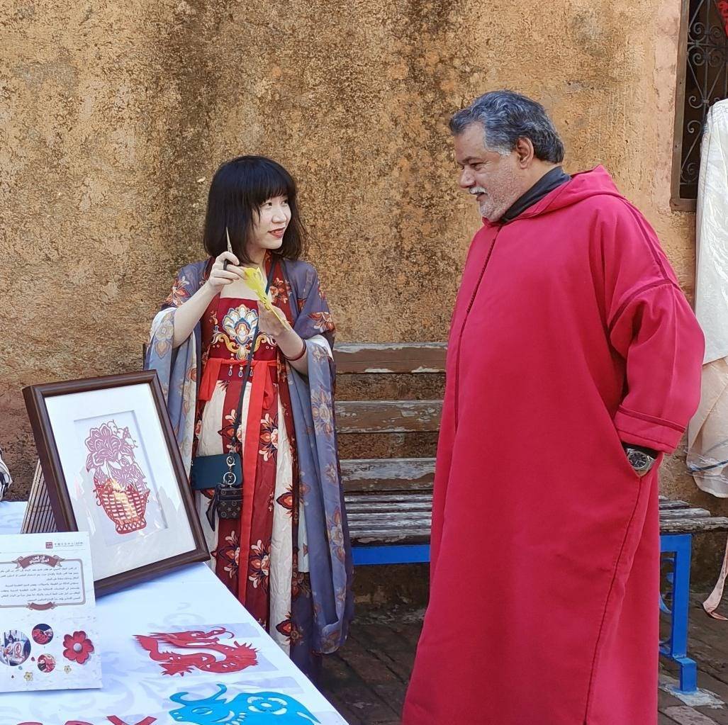 中國文化產(chǎn)品介紹。拉巴特中國文化中心供圖