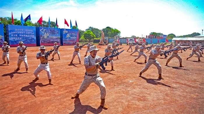 刺殺操表演。王軍杰攝