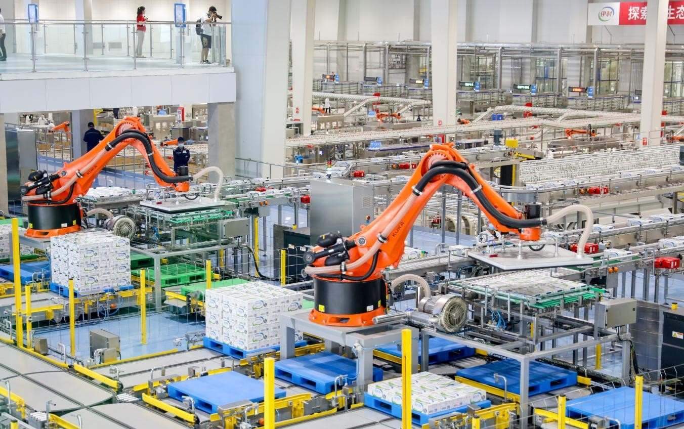 伊利數(shù)智化布局領跑行業(yè)。（受訪者供圖）