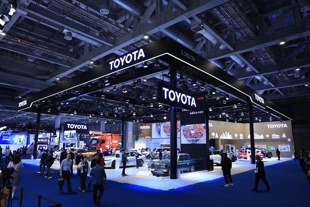 第七屆進(jìn)博會(huì)豐田展臺(tái)。人民網(wǎng)記者 車柯蒙攝