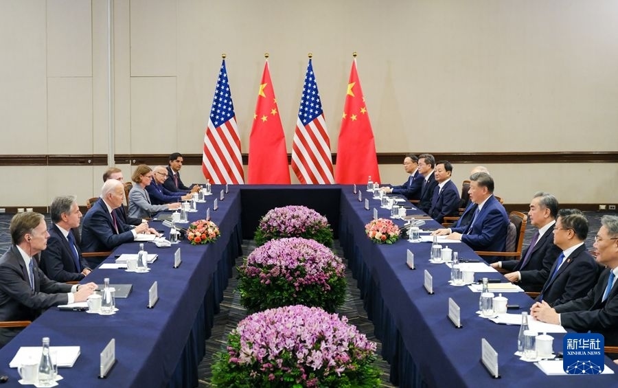 當?shù)貢r間11月16日下午，國家主席習近平在利馬同美國總統(tǒng)拜登舉行會晤。新華社記者 丁林 攝