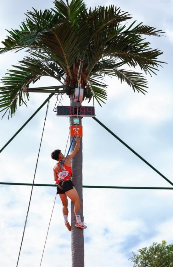11月23日，廣東隊(duì)選手黃新鴻在比賽中。新華社記者 楊植森 攝