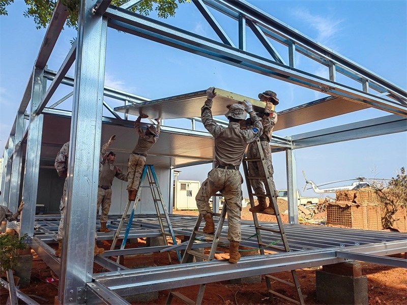 小組協(xié)同推進(jìn)工程任務(wù)。鄧原淘攝