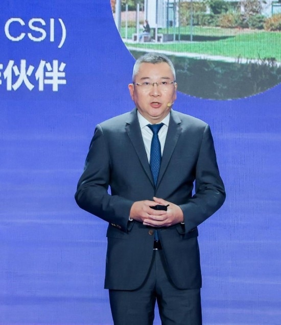 12月6日，法國達索系統(tǒng)公司全球執(zhí)行副總裁許善淞在深圳全球招商大會上。新華社發(fā)