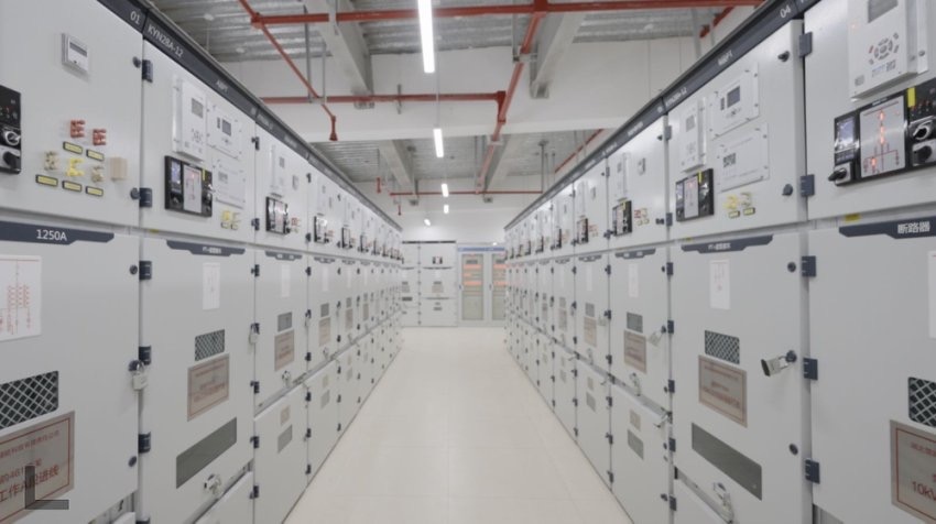 300兆瓦壓氣儲能示范工程高壓配電室。受訪者供圖