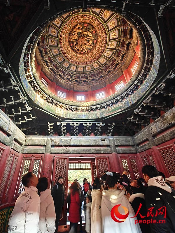 2025年1月，游客正在故宮博物院參觀。人民網(wǎng)記者 韋衍行攝