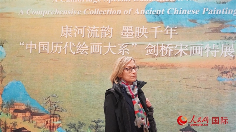 宋畫特展吸引英國(guó)學(xué)者。徐量攝