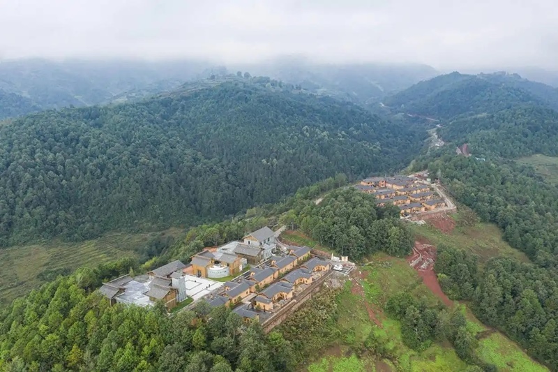 2020年10月13日拍攝的三河村新村聚居點(diǎn)。 