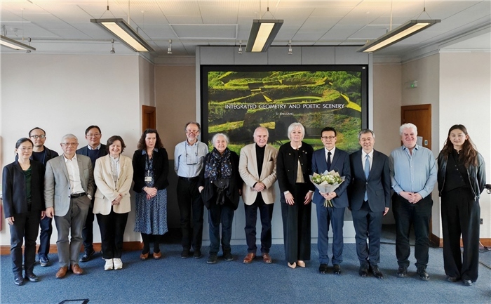 參加開幕式和學術(shù)交流活動的嘉賓合影。活動主辦方供圖