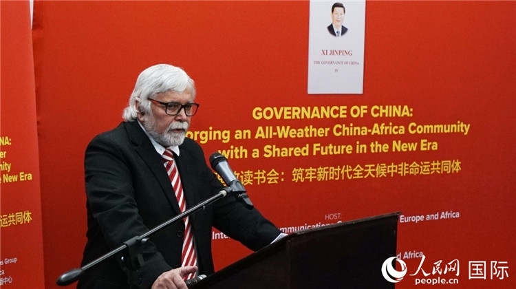 南部非洲科學(xué)、工程、技術(shù)、教育協(xié)會(huì)執(zhí)行副總裁楊煥嶺。人民網(wǎng) 劉暢攝