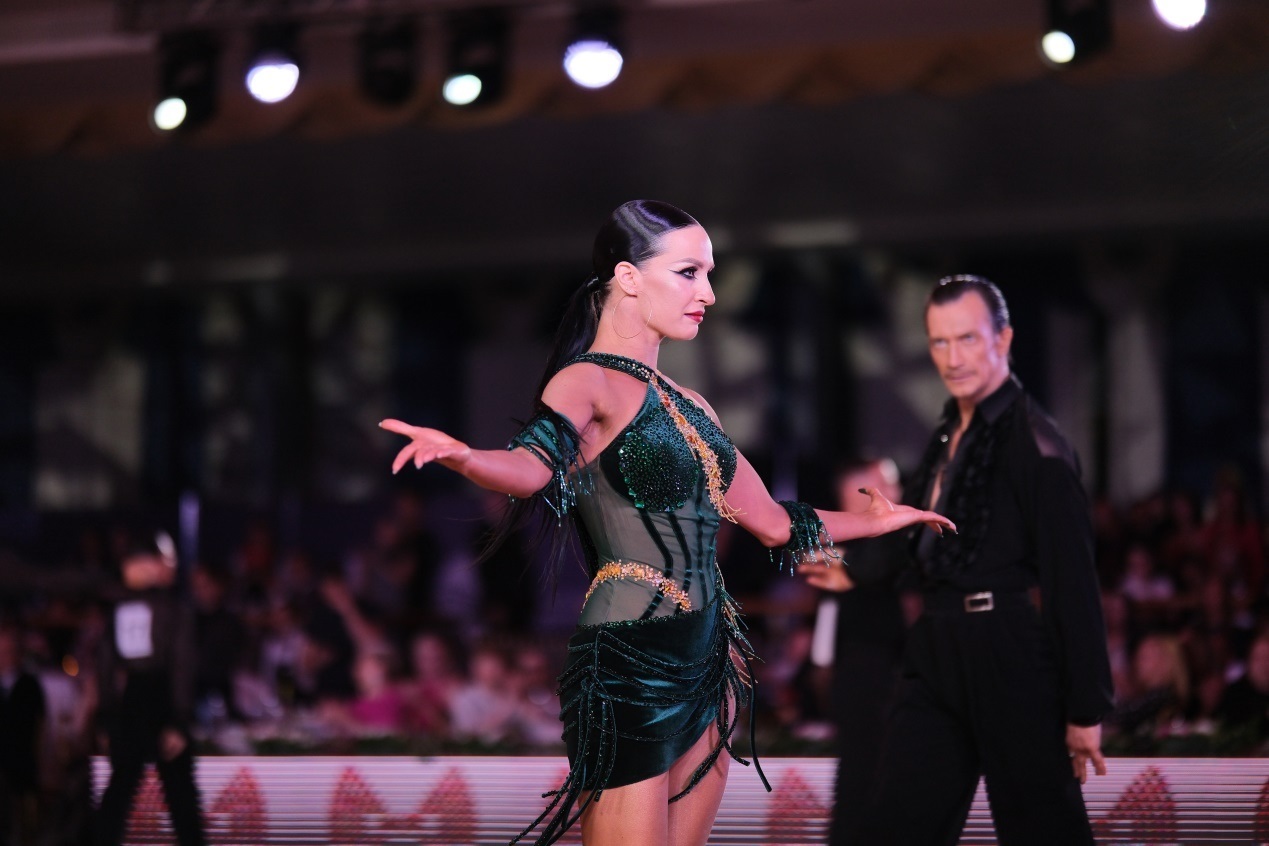 第七屆“克里姆林宮杯”國(guó)標(biāo)舞錦標(biāo)賽現(xiàn)場(chǎng)。于子恒攝