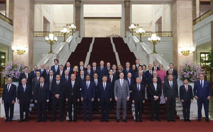 3月28日上午，國家主席習(xí)近平在北京人民大會堂會見國際工商界代表。新華社記者 丁林 攝