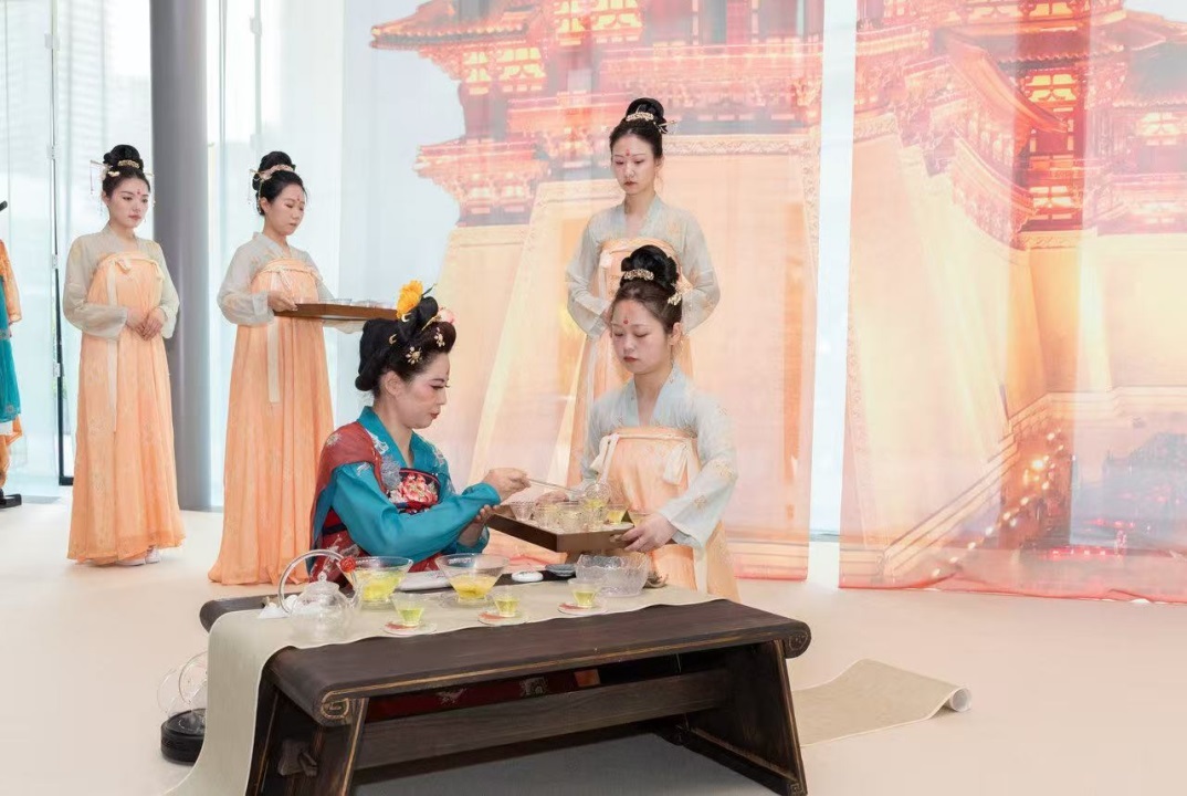 牡丹迎賓茶。中國駐大阪旅游辦事處供圖